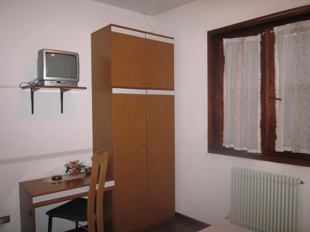 Albergo Leon Bianco Moggio Udinese Quarto foto